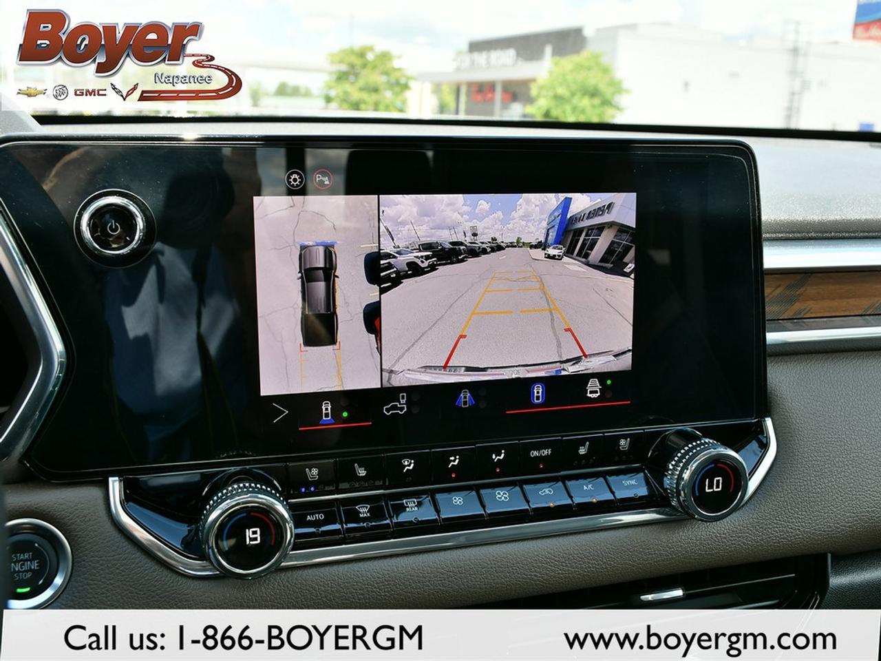 2025 GMC Canyon Crew Cab Short Box 4-Wheel Drive Denali Photo