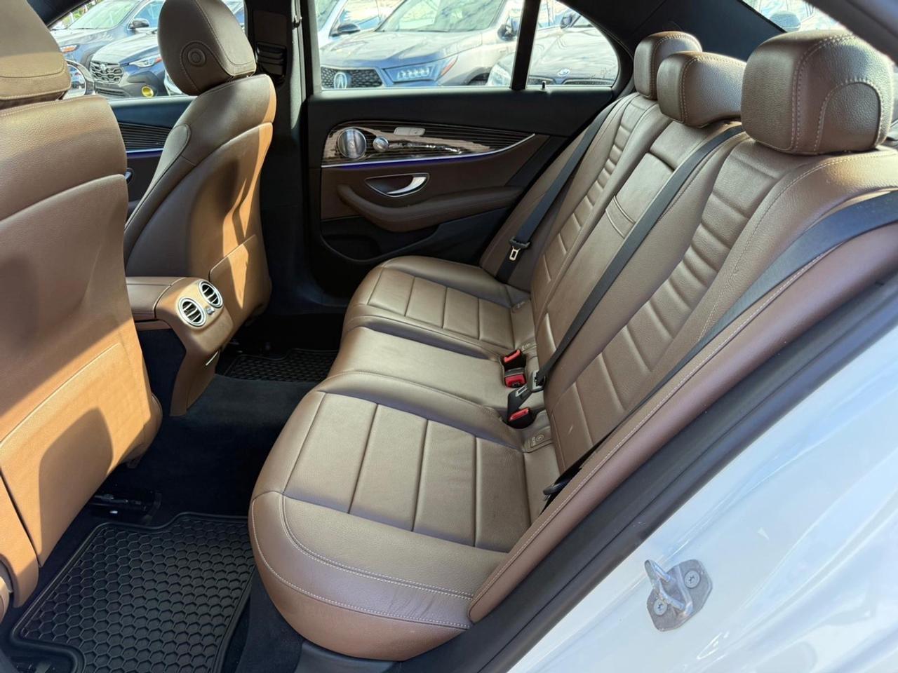 2017 Mercedes-Benz E-Class E400 Photo