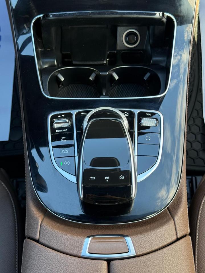 2017 Mercedes-Benz E-Class E400 Photo