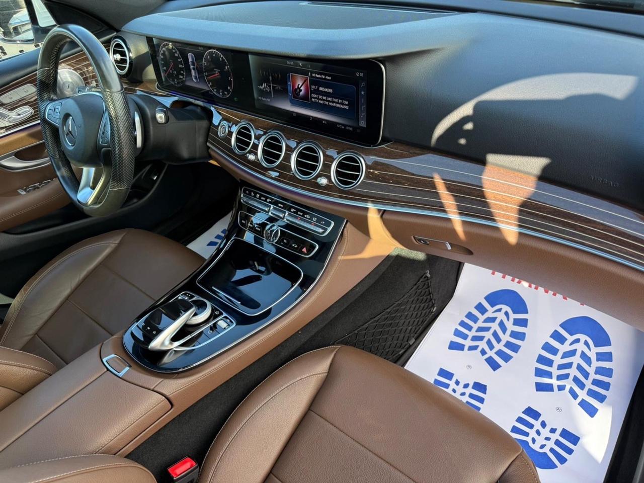 2017 Mercedes-Benz E-Class E400 Photo