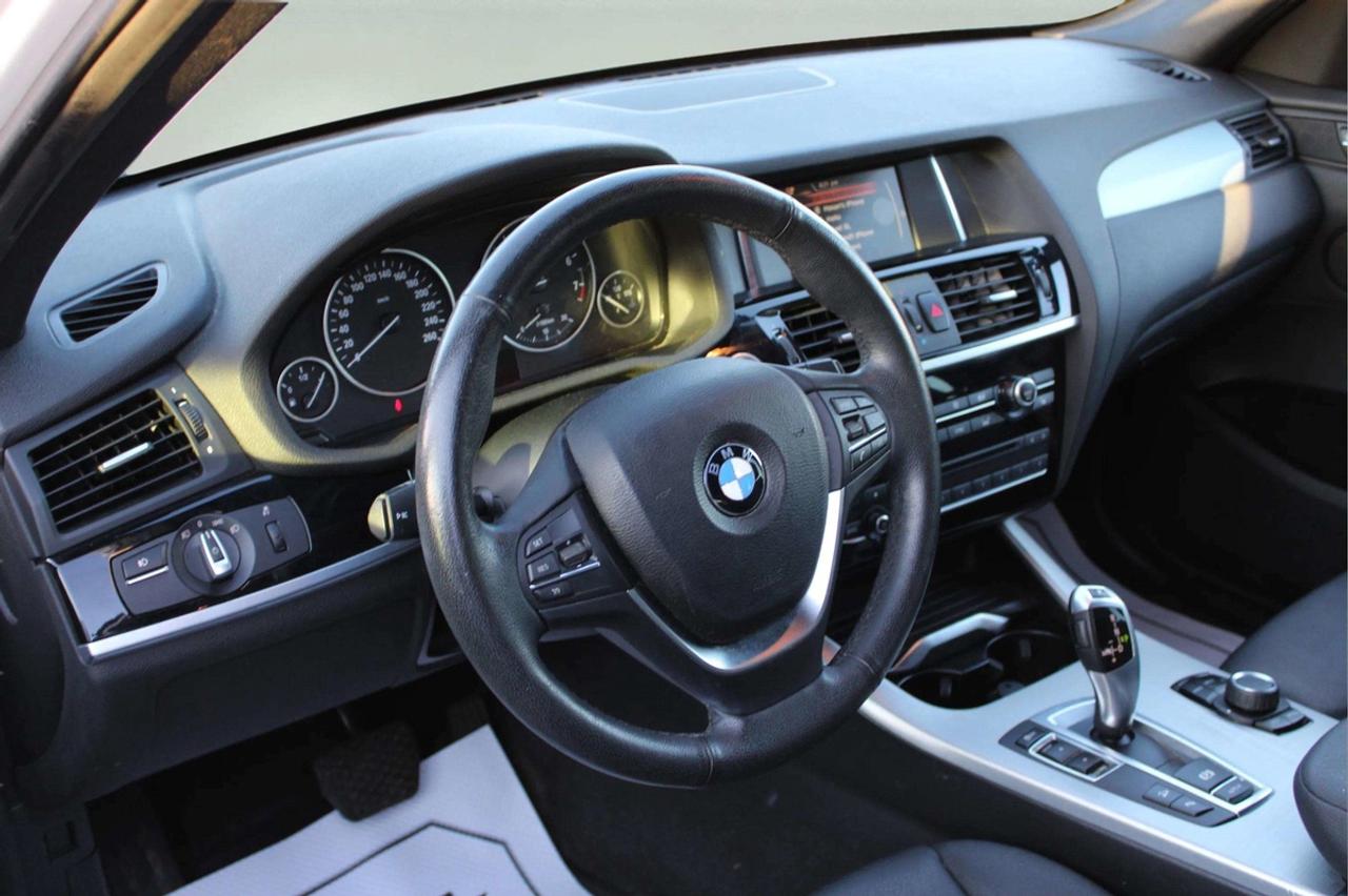2017 BMW X3 xDrive28i Photo