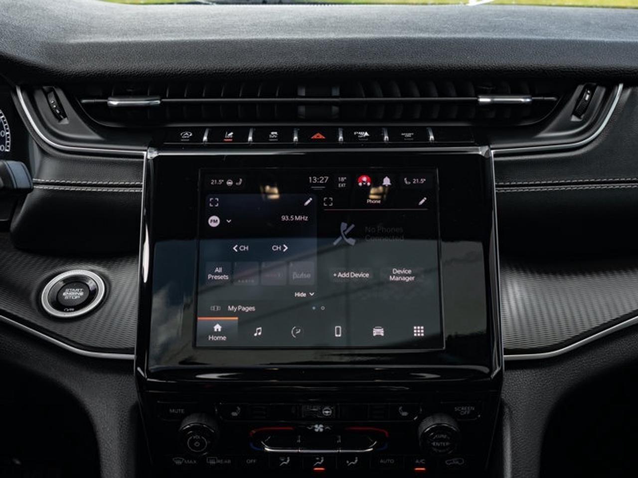 2023 Jeep Grand Cherokee Altitude Photo