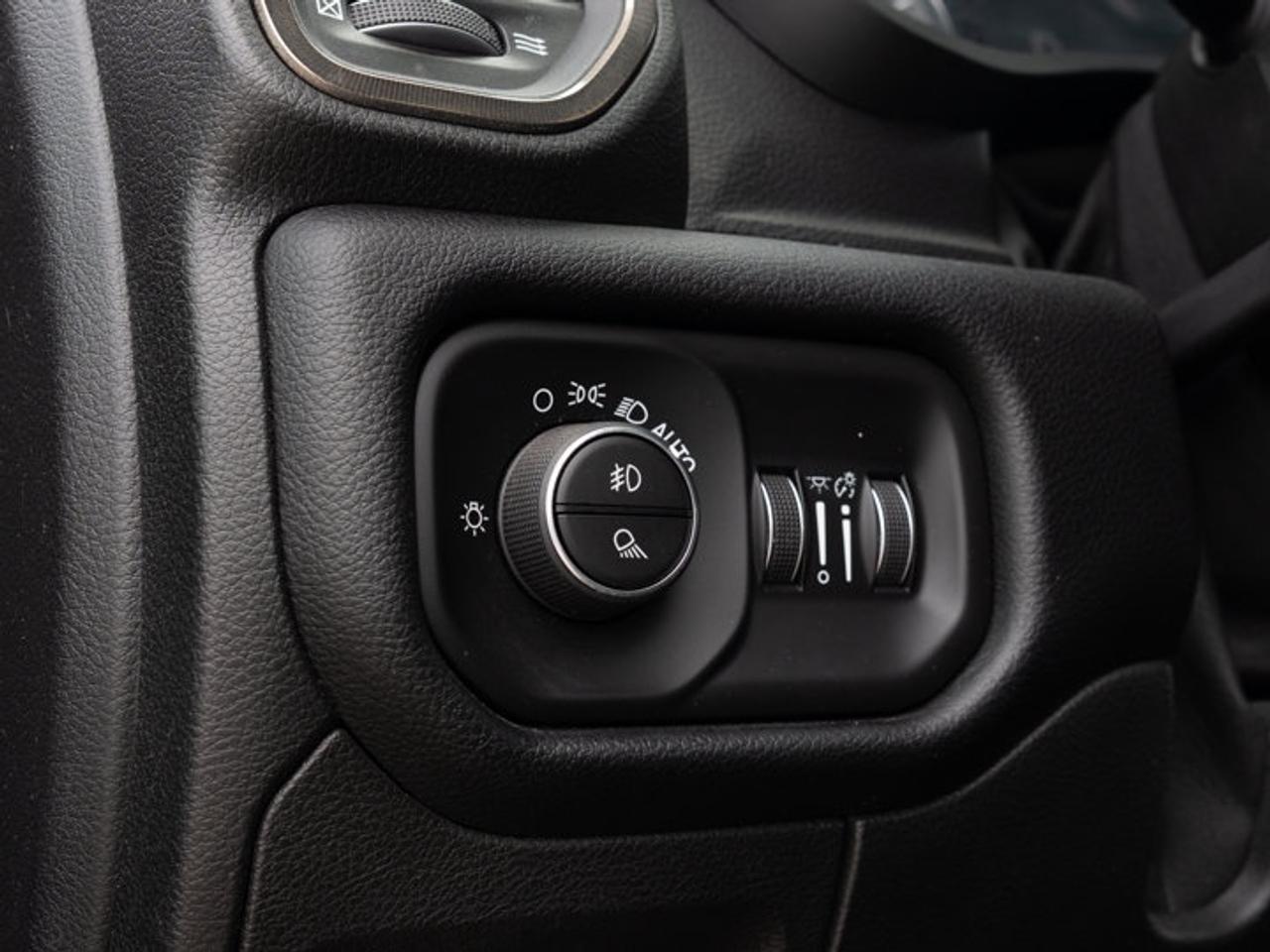 2021 RAM 1500 SPORT Photo