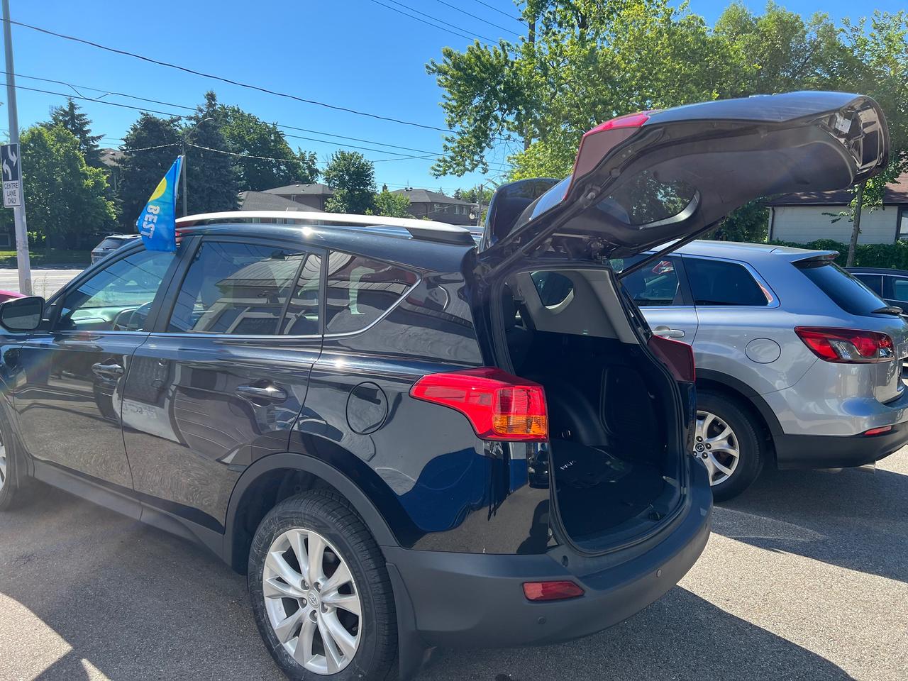 2014 Toyota RAV4  AWD  Photo