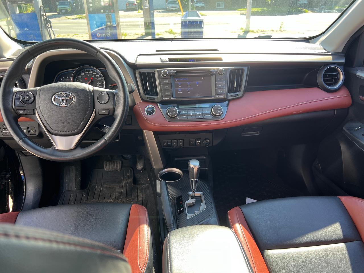 2014 Toyota RAV4  AWD  Photo