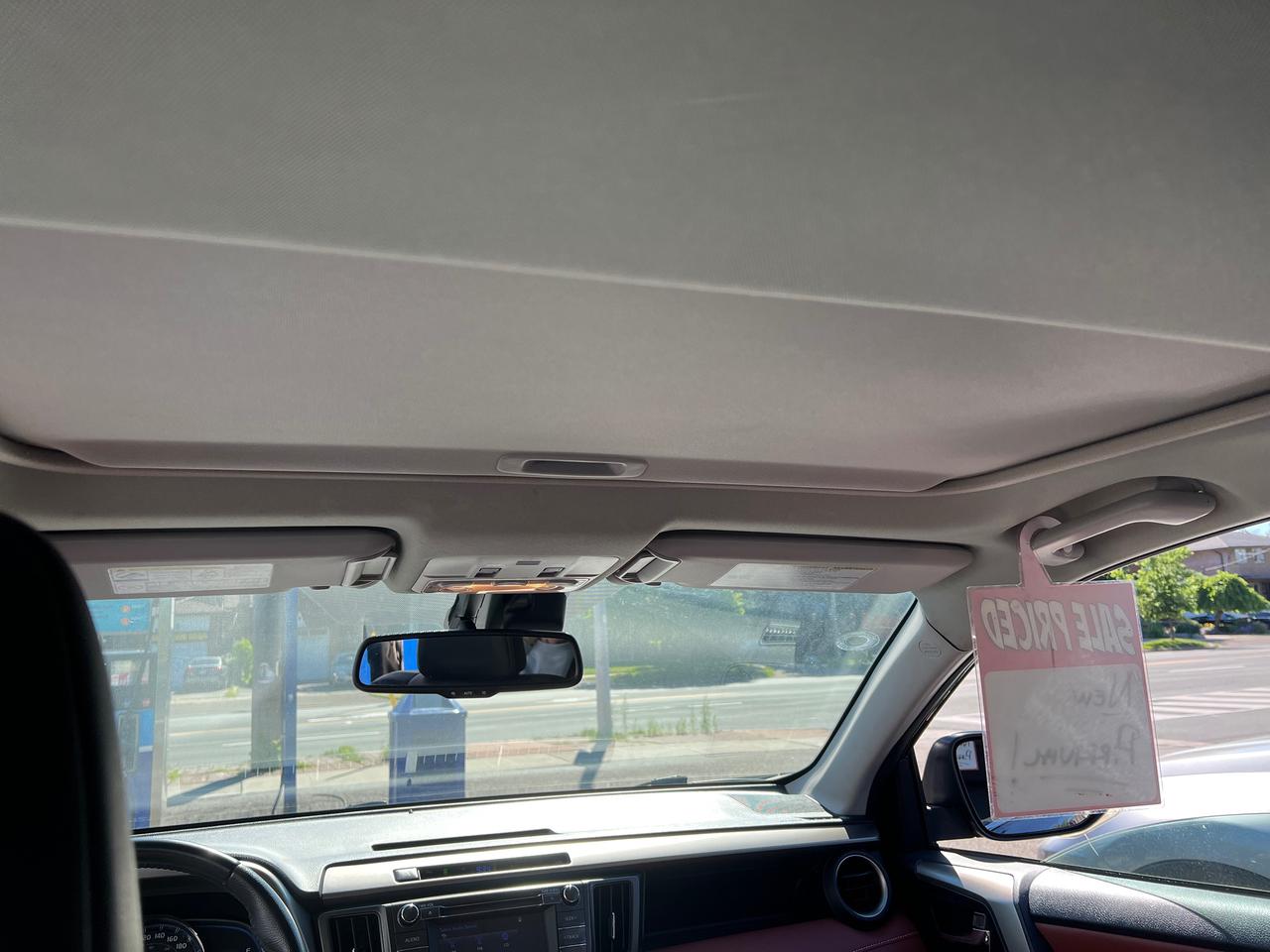 2014 Toyota RAV4  AWD  Photo