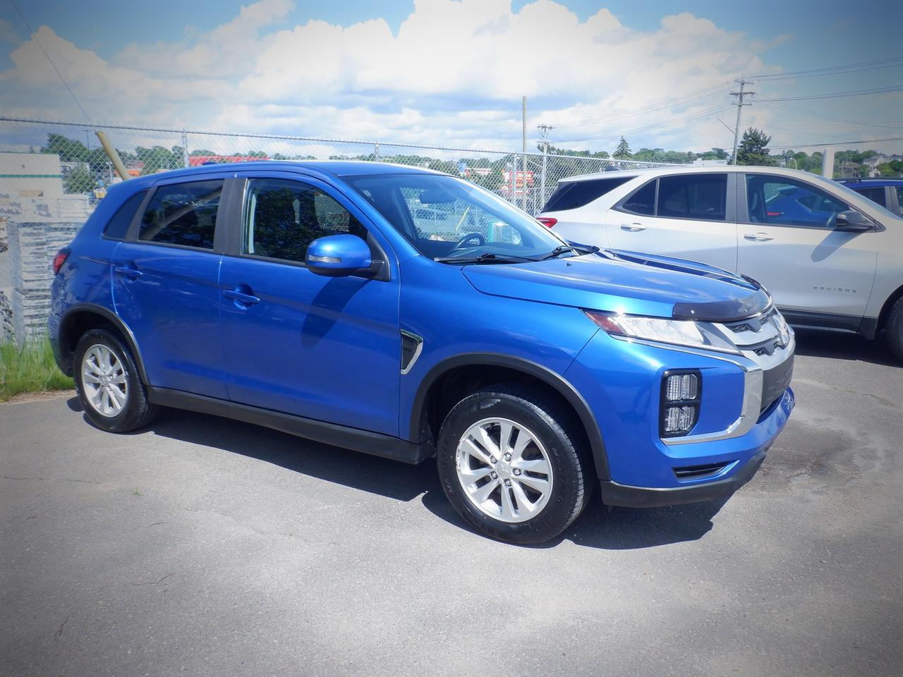 2020 Mitsubishi RVR SE - Photo #1