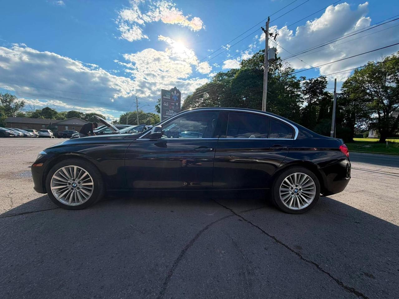 2015 BMW 3 Series 4dr Sdn 320i xDrive AWD Photo