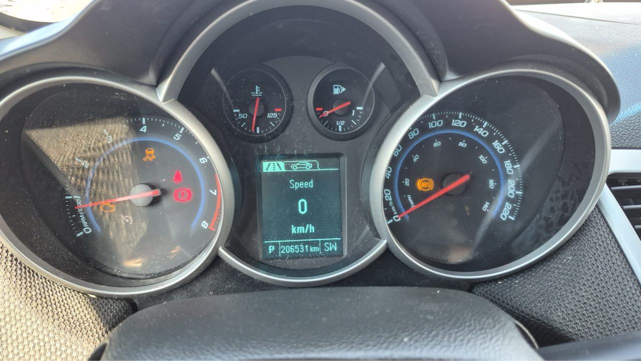 2013 Chevrolet Cruze AS IS SPECIAL, LT Turbo, DRIVES GREAT, 1.4L Photo