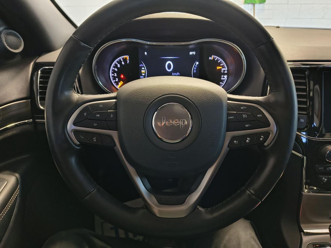 2021 Jeep Grand Cherokee 80th Anniversary Edition Photo