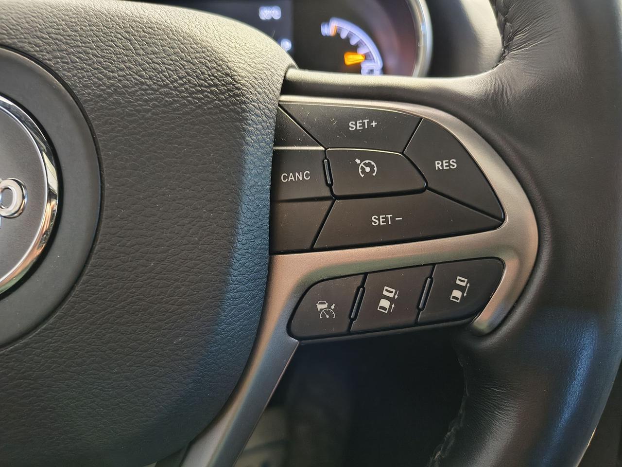 2021 Jeep Grand Cherokee 80th Anniversary Edition Photo