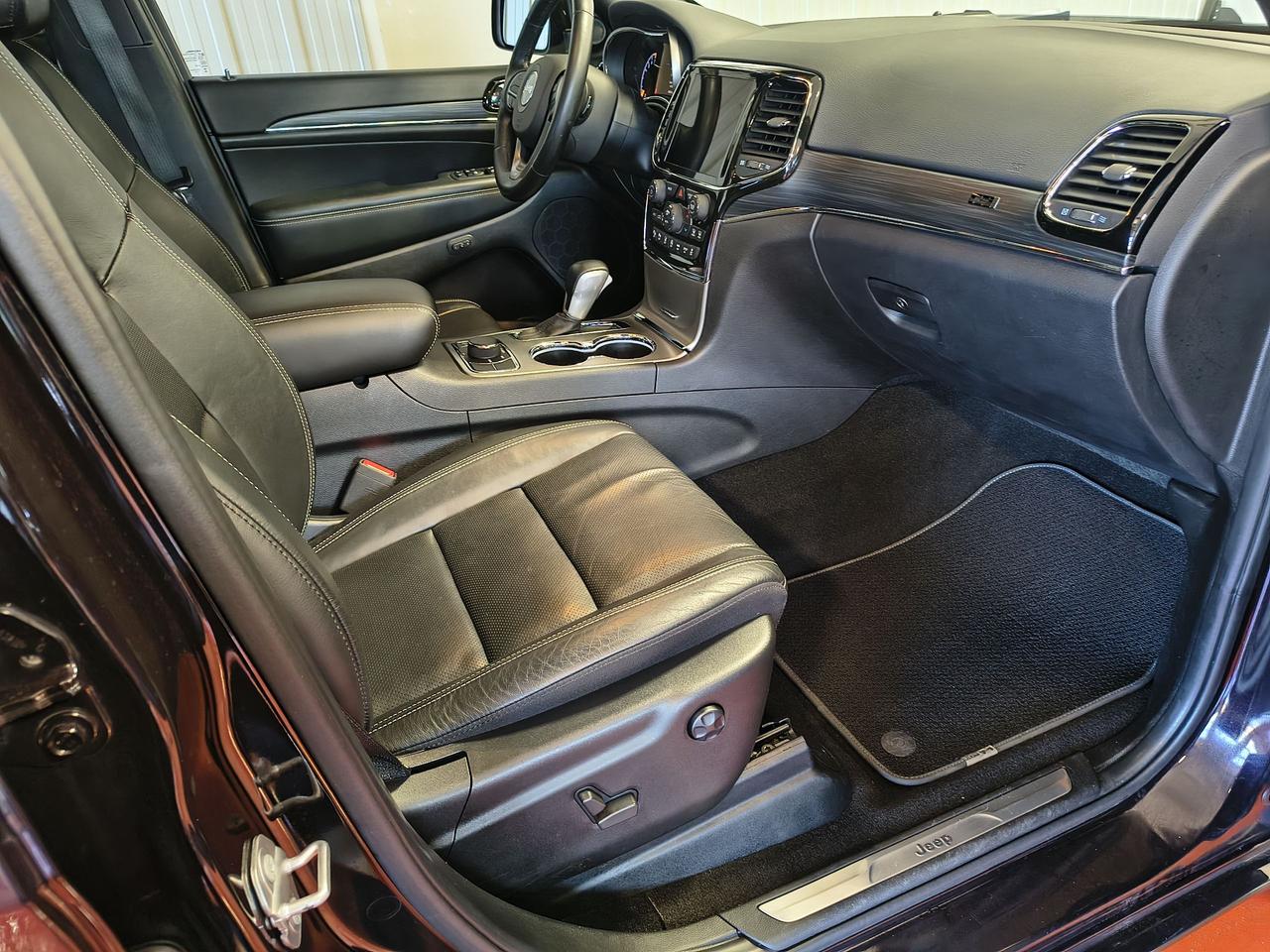 2021 Jeep Grand Cherokee 80th Anniversary Edition Photo0