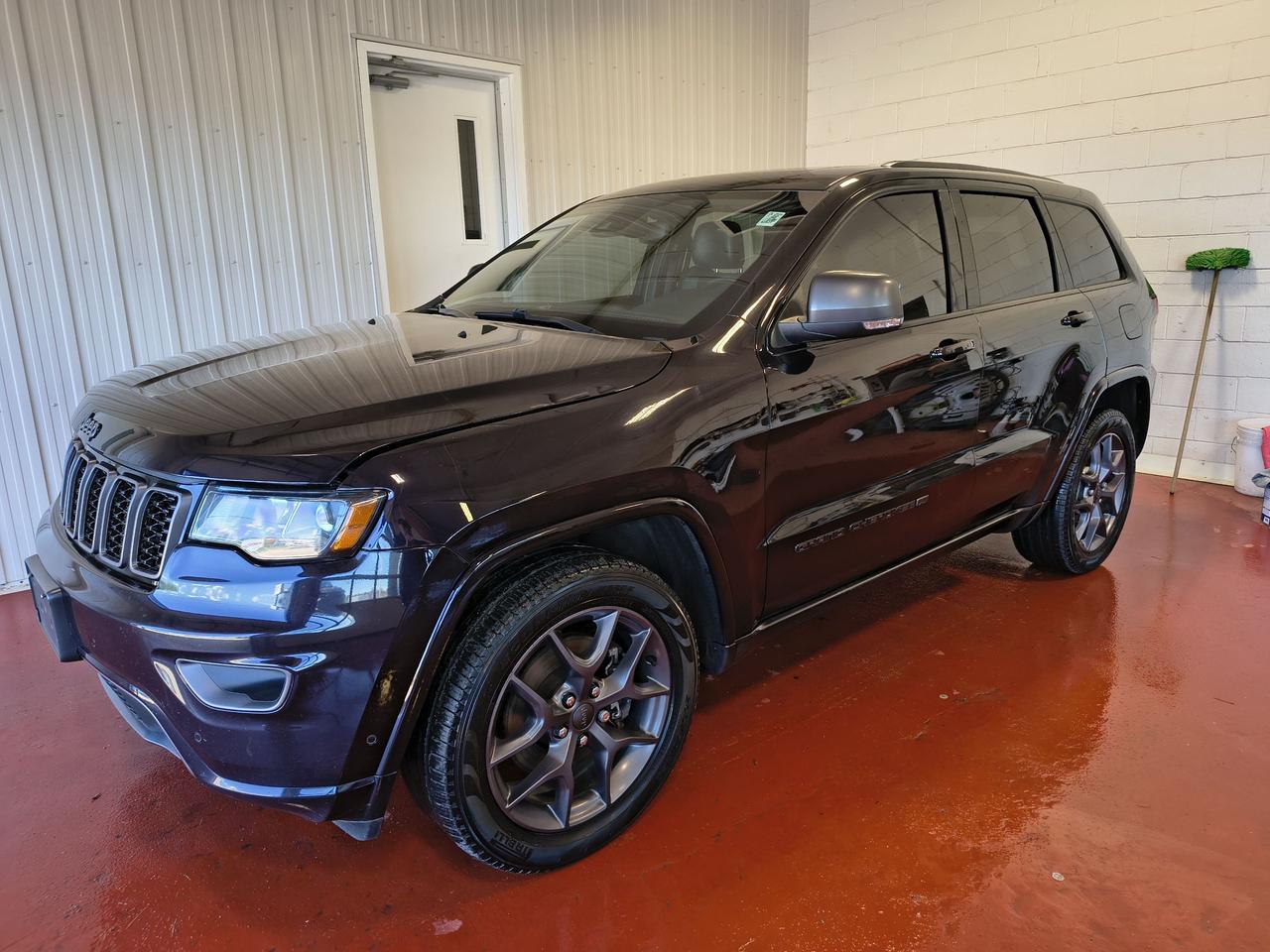 2021 Jeep Grand Cherokee 80th Anniversary Edition Photo0