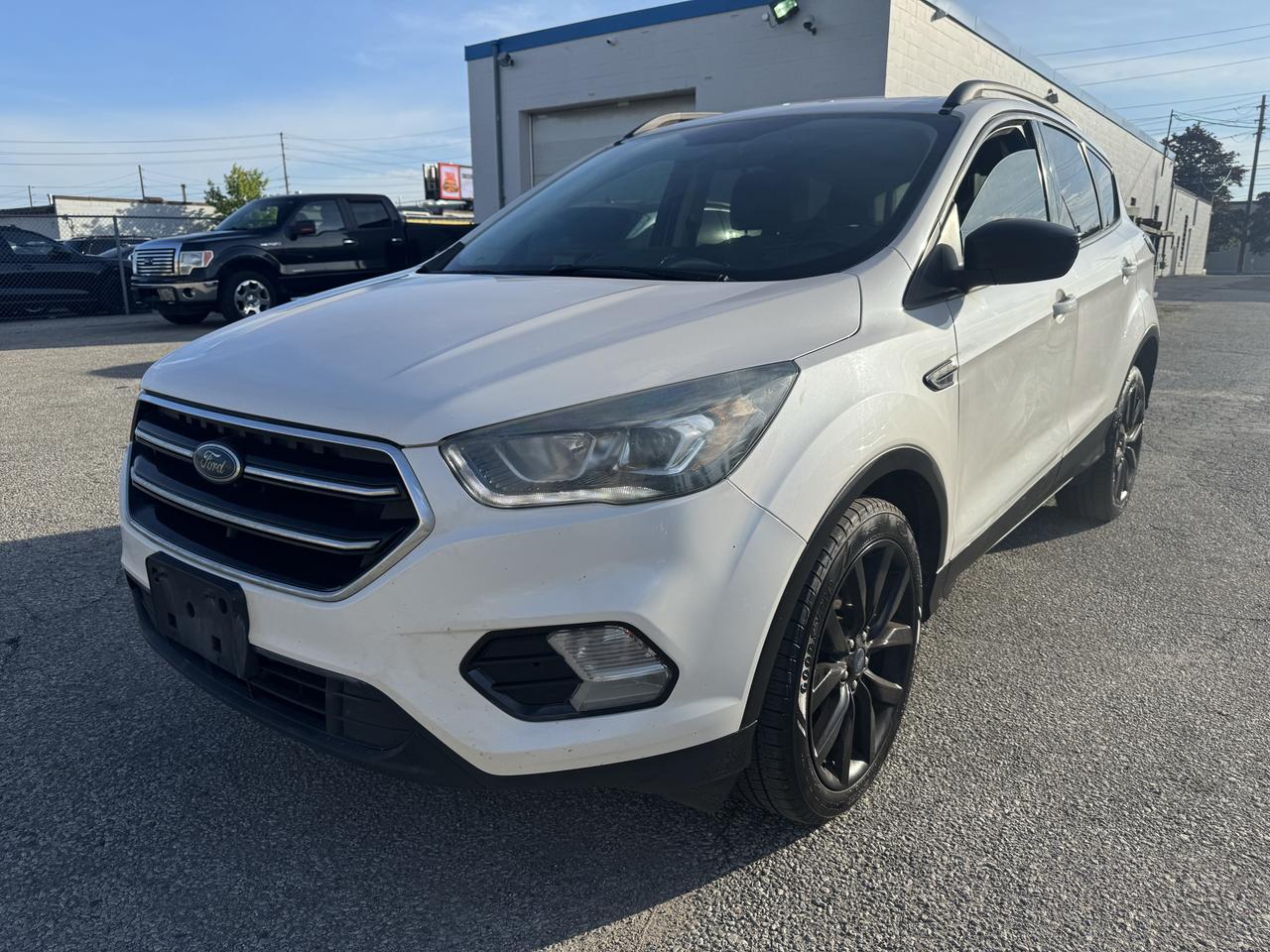 <p>&nbsp;</p><p>Auto, 4WD, 2L 4cyl, Gas</p><p>&nbsp;</p><p>EXTENDED WARRANTY AND FINANCING AVAILABLE!!! ALL SERVICE RECORDS AVAILABLE!!!! PLEASE CALL OR TEXT BEFORE COMING AT 647-869-1015!!!&nbsp;</p><p>*** CAR-PROOF AVAILABLE-NO ACCIDENT!!! FOR MORE DETAILS CALL: 647-869-1015 PLEASE MAKE AN APPOINTMENT BEFORE VISITING US!</p><p>AutoSmart GTA 831 Kipling ave., Toronto,ON M8Z 5G8&nbsp;</p><p>PLEASE VISIT OUR WEBSITE: WWW.AUTOSMARTGTA.CA</p>