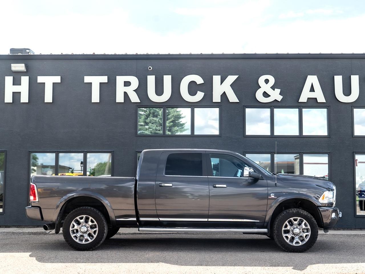 2018 RAM 3500 Limited 4x2 Mega Cab 6'4" Box Photo4