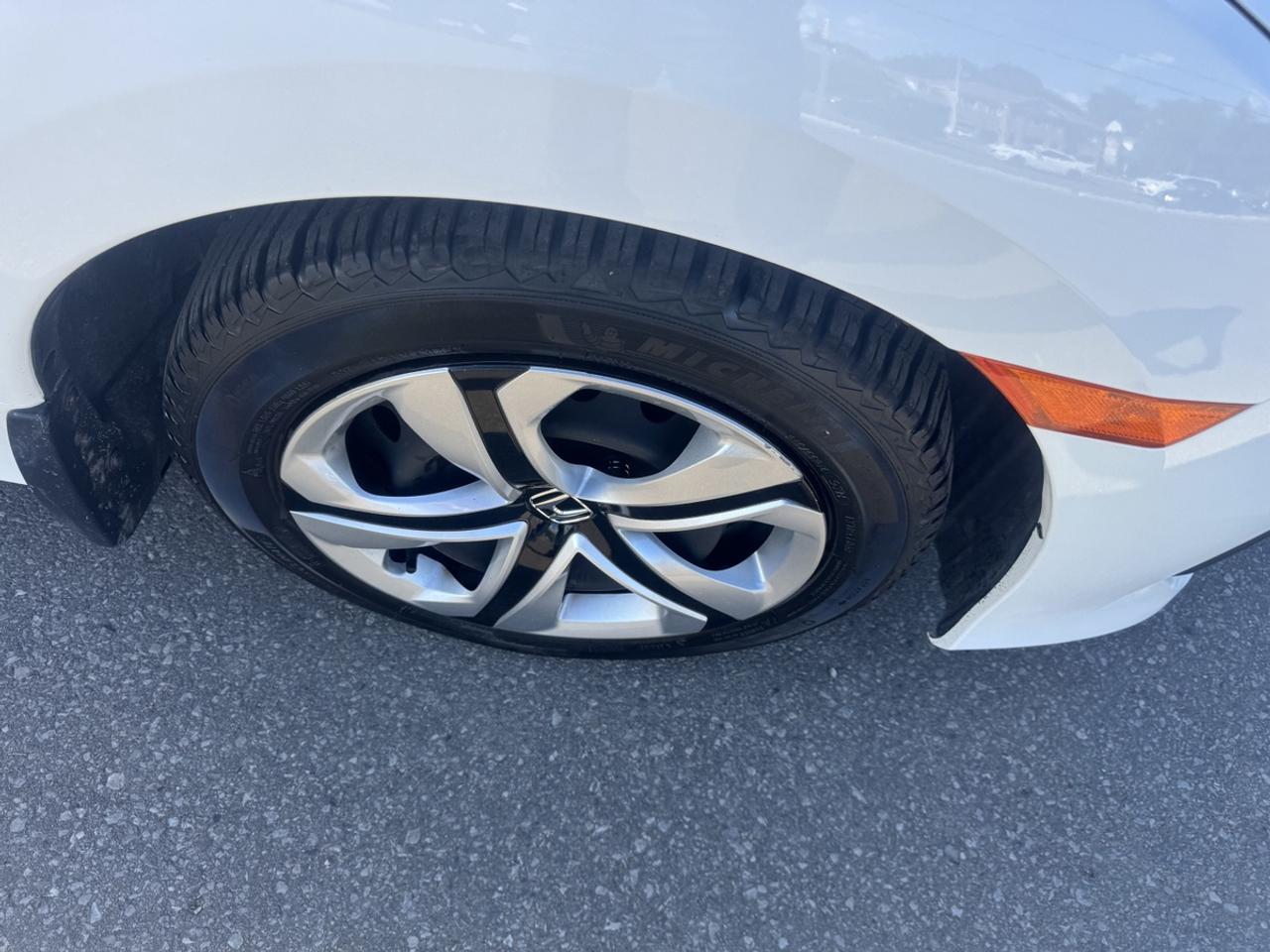2017 Honda Civic LX Photo