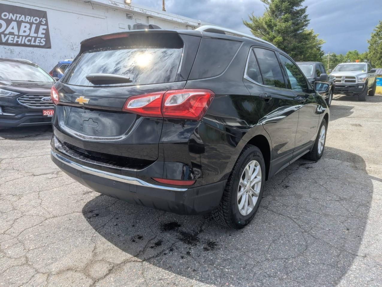 2018 Chevrolet Equinox LT w/1LT All-Wheel Drive Photo4