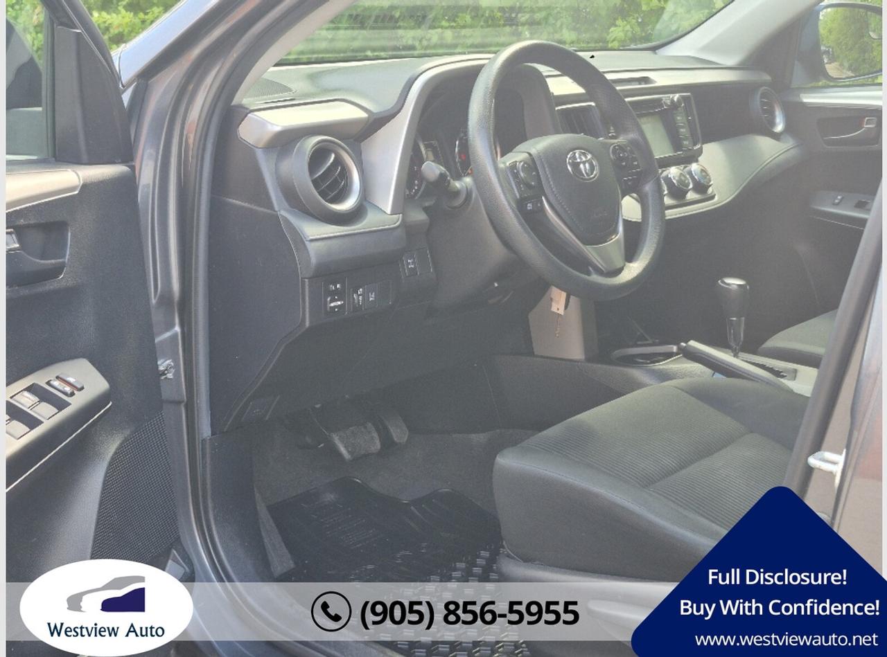 2018 Toyota RAV4 LE Photo