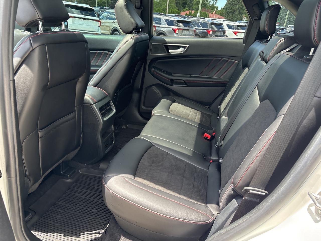 2021 Ford Edge ST Line Photo