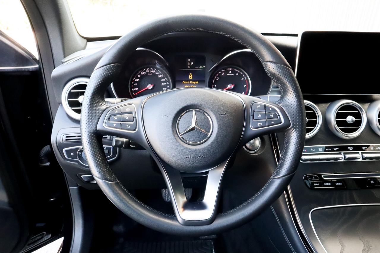 2018 Mercedes-Benz GLC  Photo