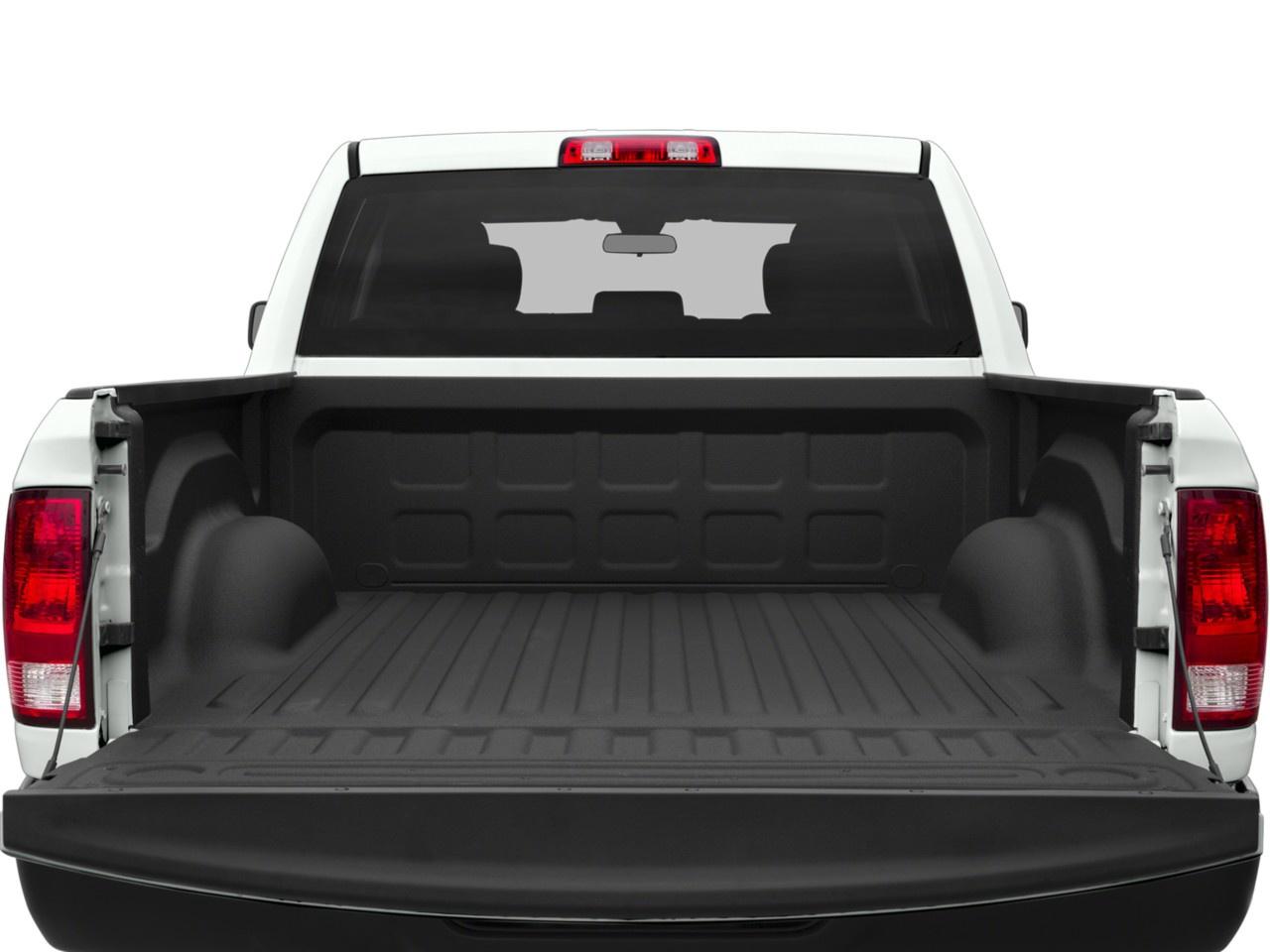 2017 RAM 1500 4WD Crew Cab 5.7 Ft Box Express Photo