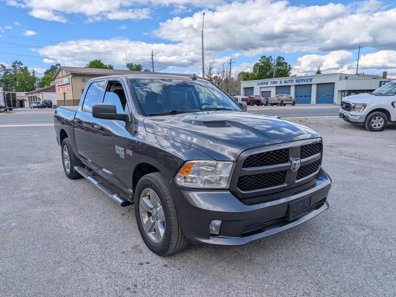 2020 RAM 1500 Classic EXPRESS CREW CAB SHORT BED Photo