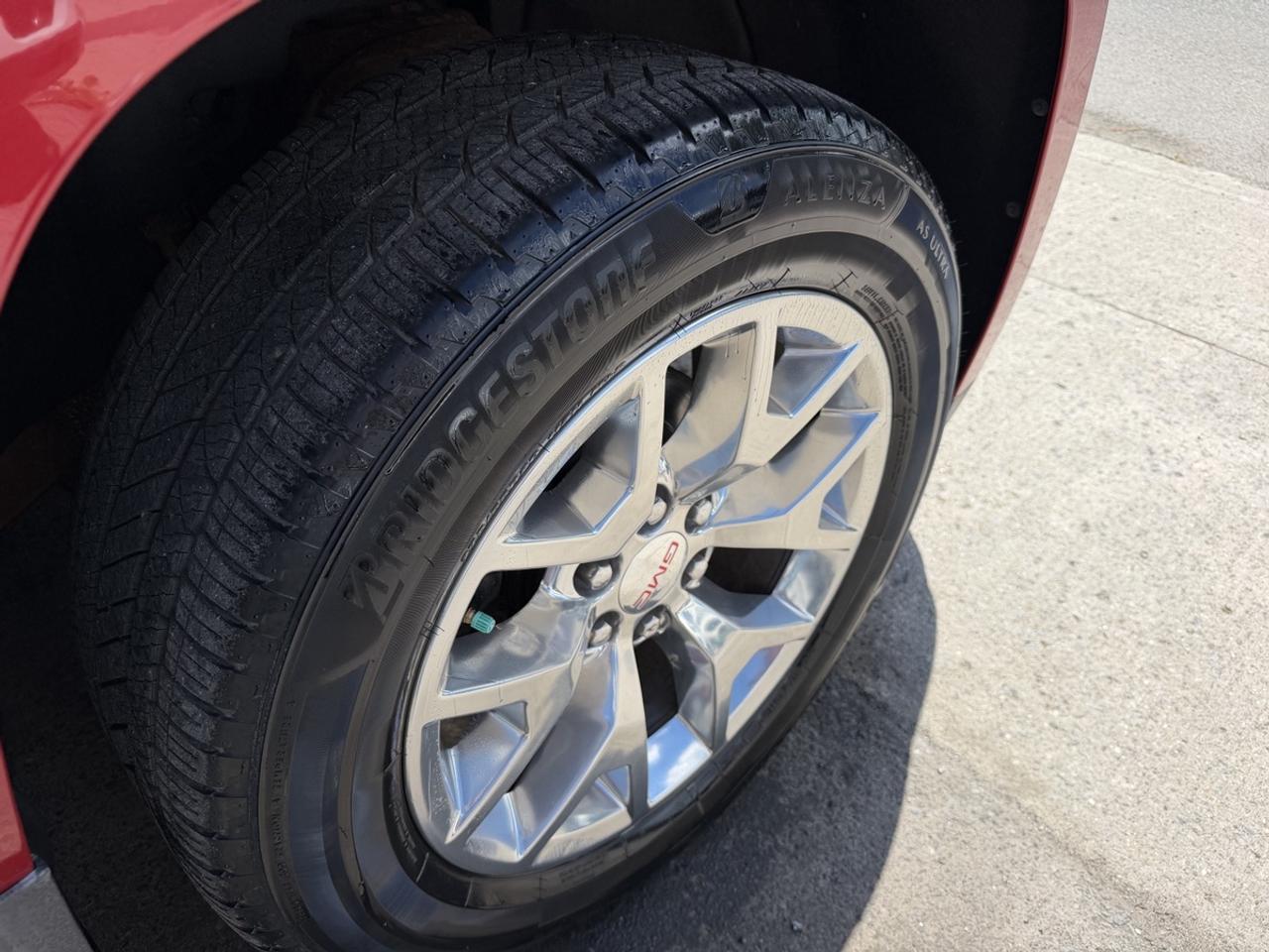 2015 GMC Yukon XL SLT Photo