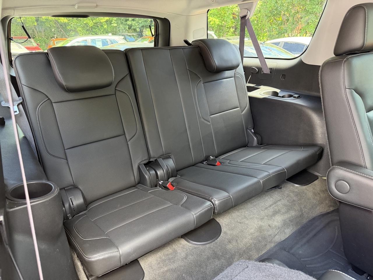 2015 GMC Yukon XL SLT Photo