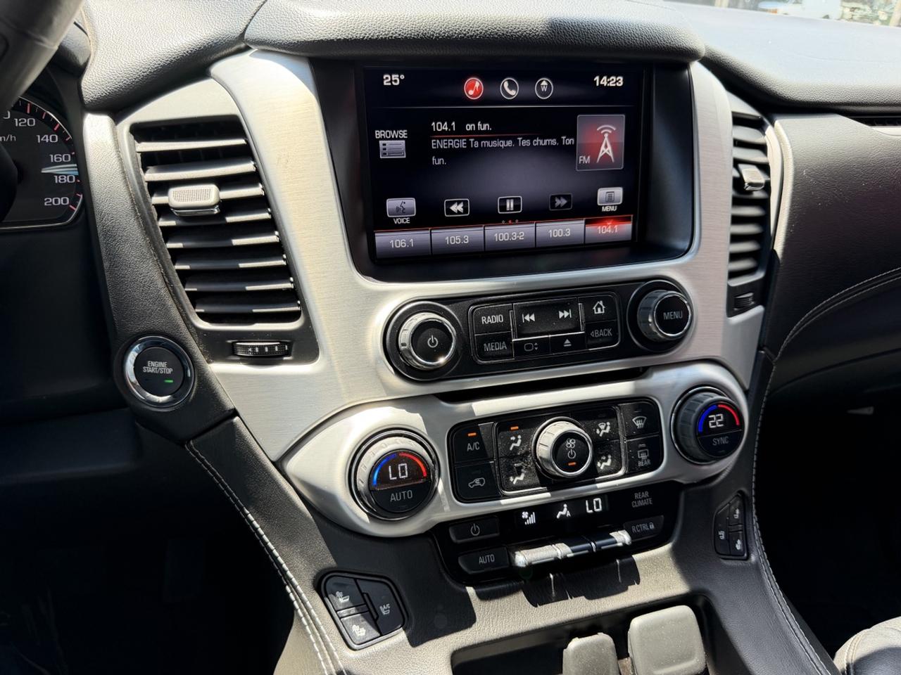 2015 GMC Yukon XL SLT Photo
