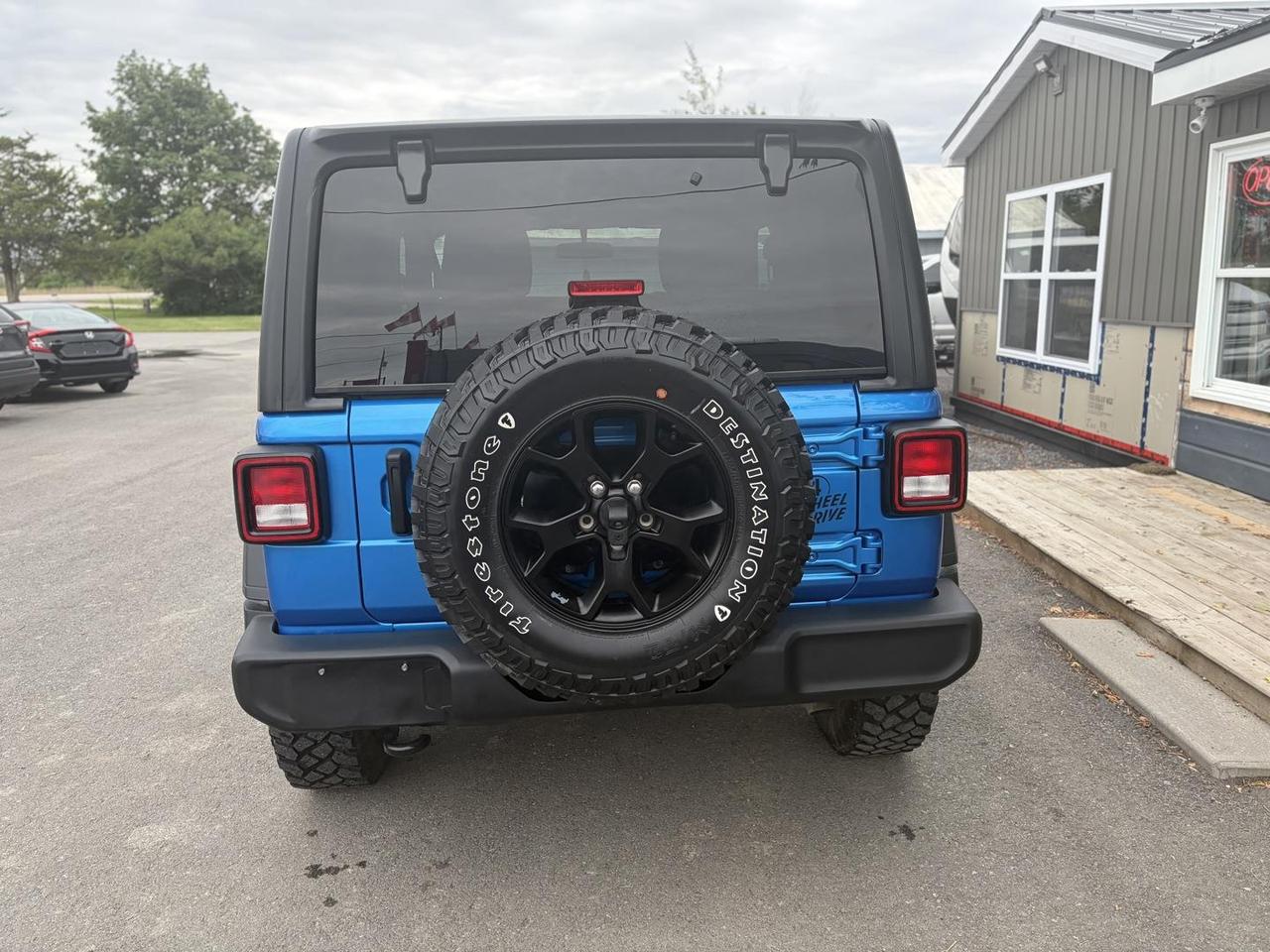 2021 Jeep Wrangler Sport 2dr 4x4 Photo3