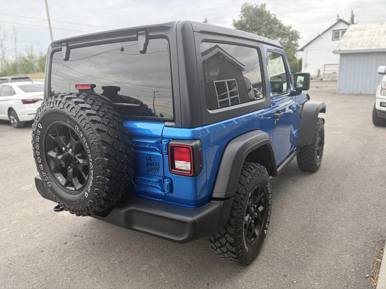 2021 Jeep Wrangler Sport 2dr 4x4 Photo4