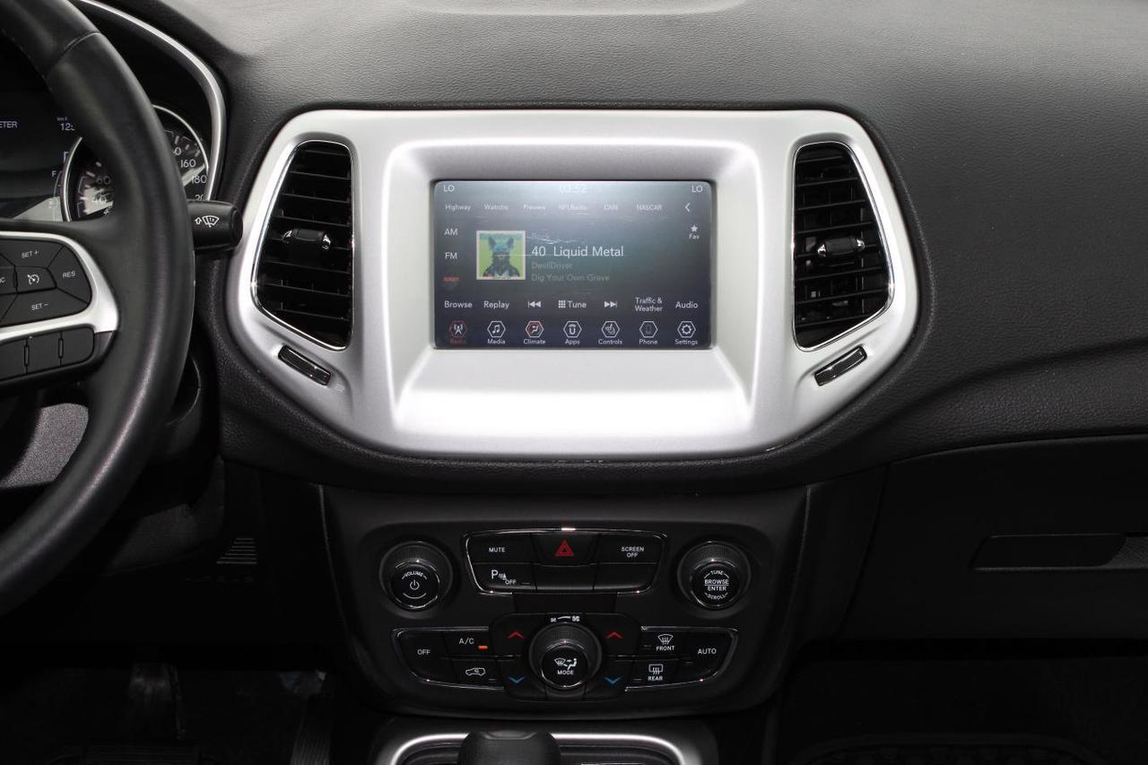 2019 Jeep Compass Sport 4x4  SiriusXM BkpCam ParkingSensors HtdSeats Photo