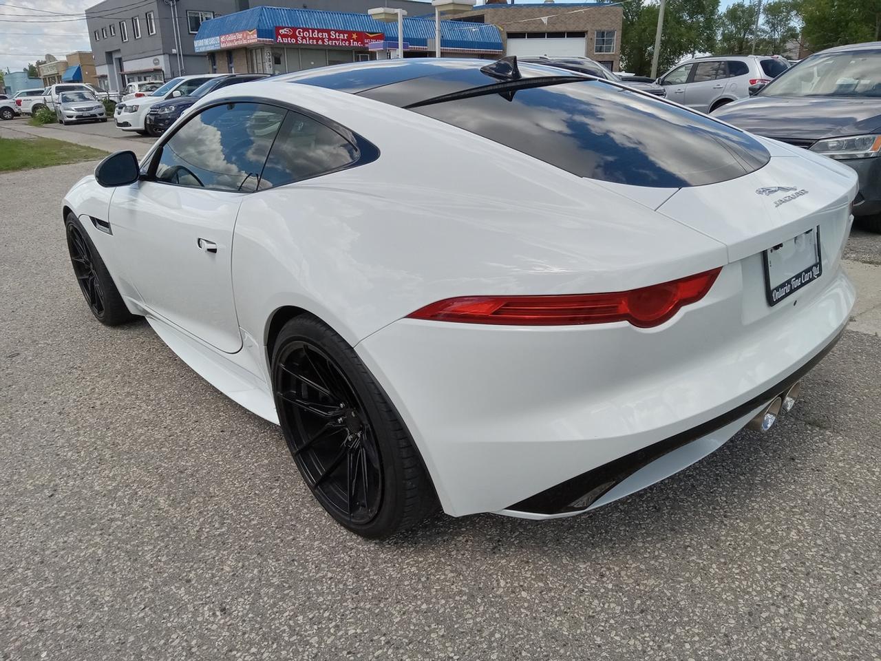 2017 Jaguar F-Type S Photo