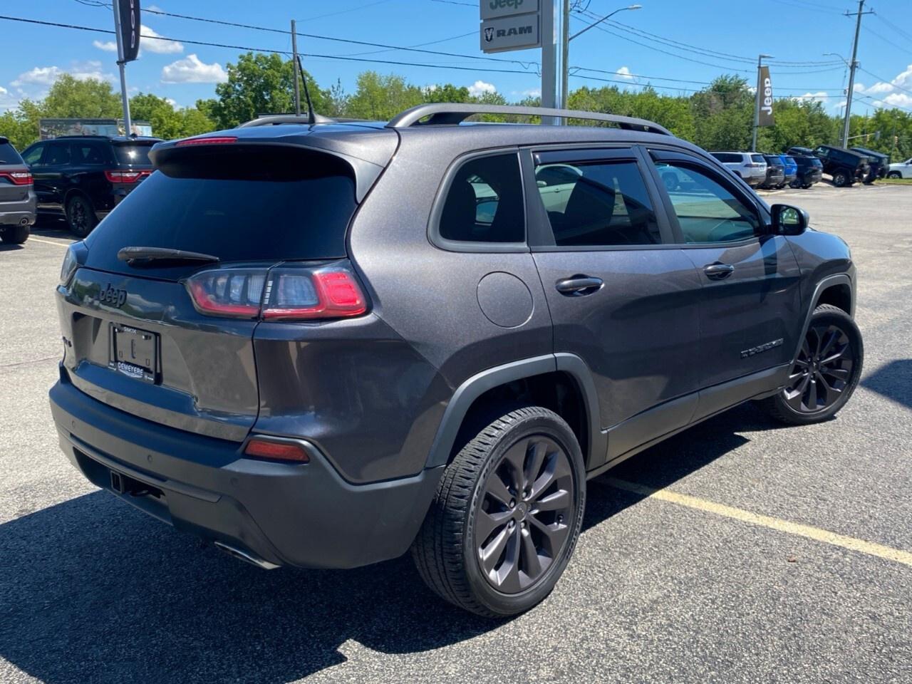 2021 Jeep Cherokee 80th Anniversary 4x4 Photo