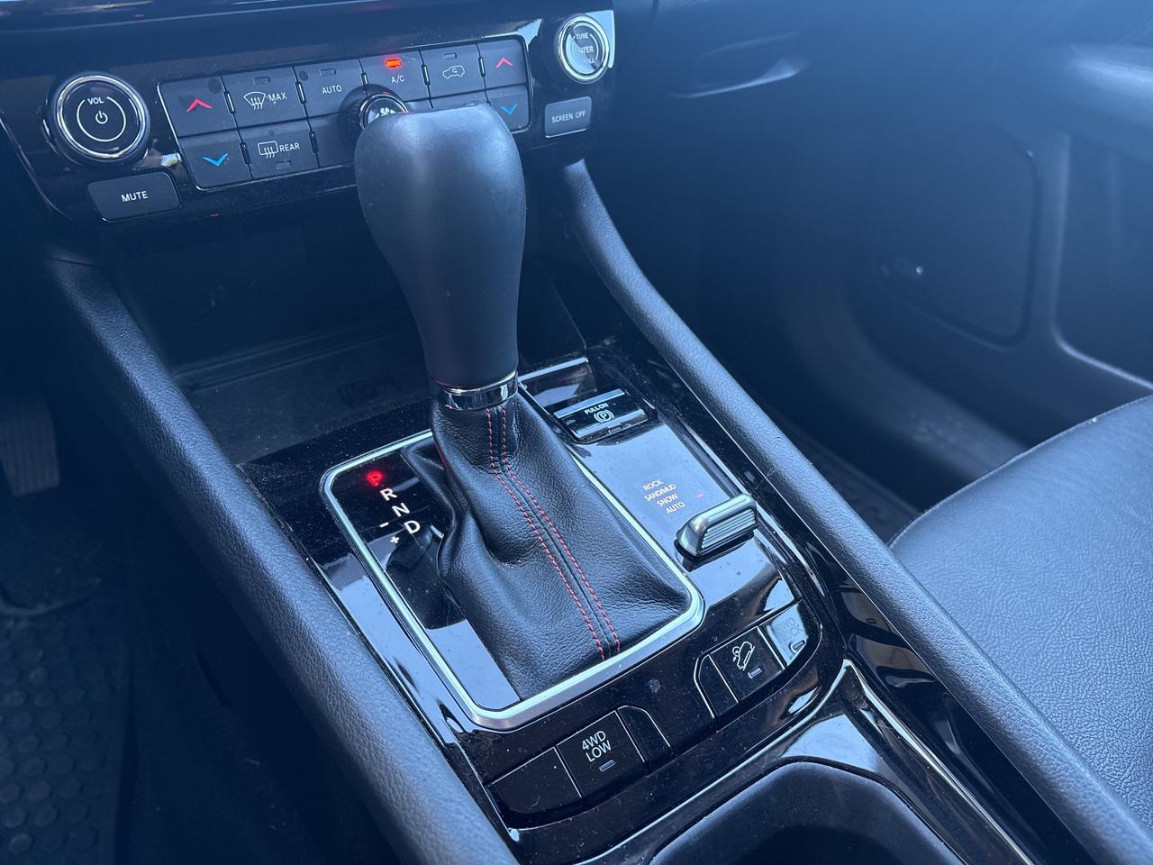 2022 Jeep Compass Trailhawk Photo