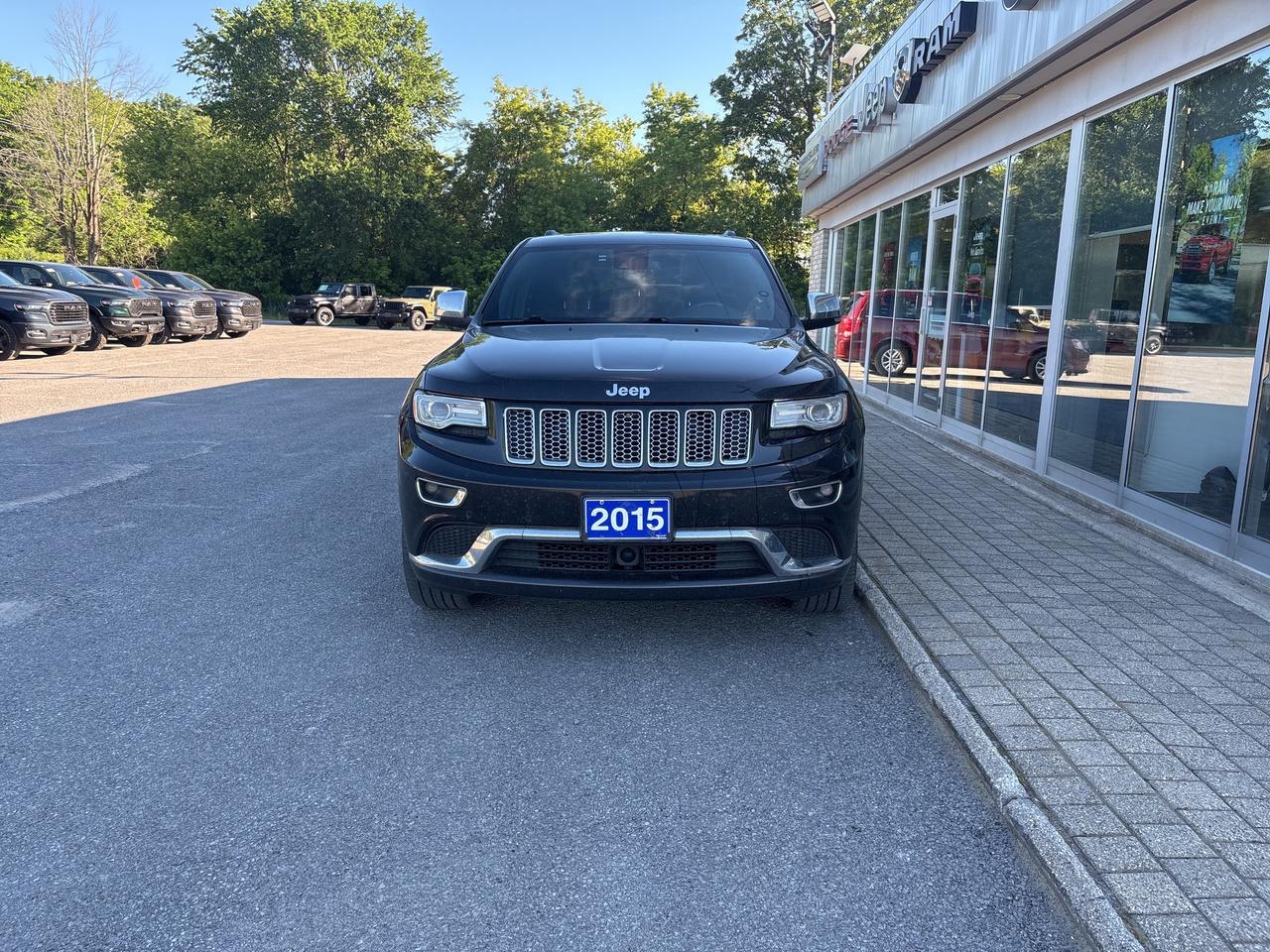 2015 Jeep Grand Cherokee Summit Photo