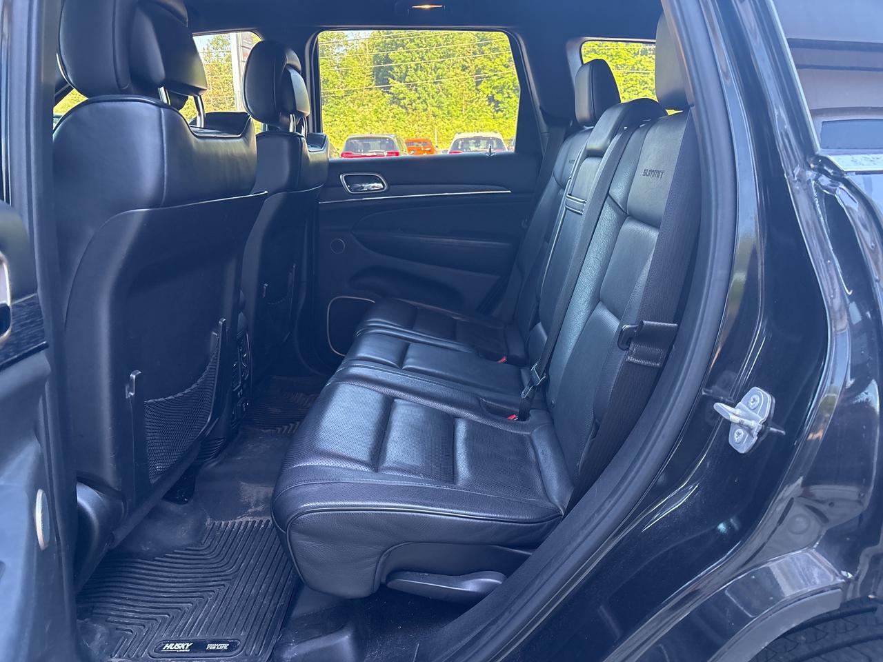 2015 Jeep Grand Cherokee Summit Photo