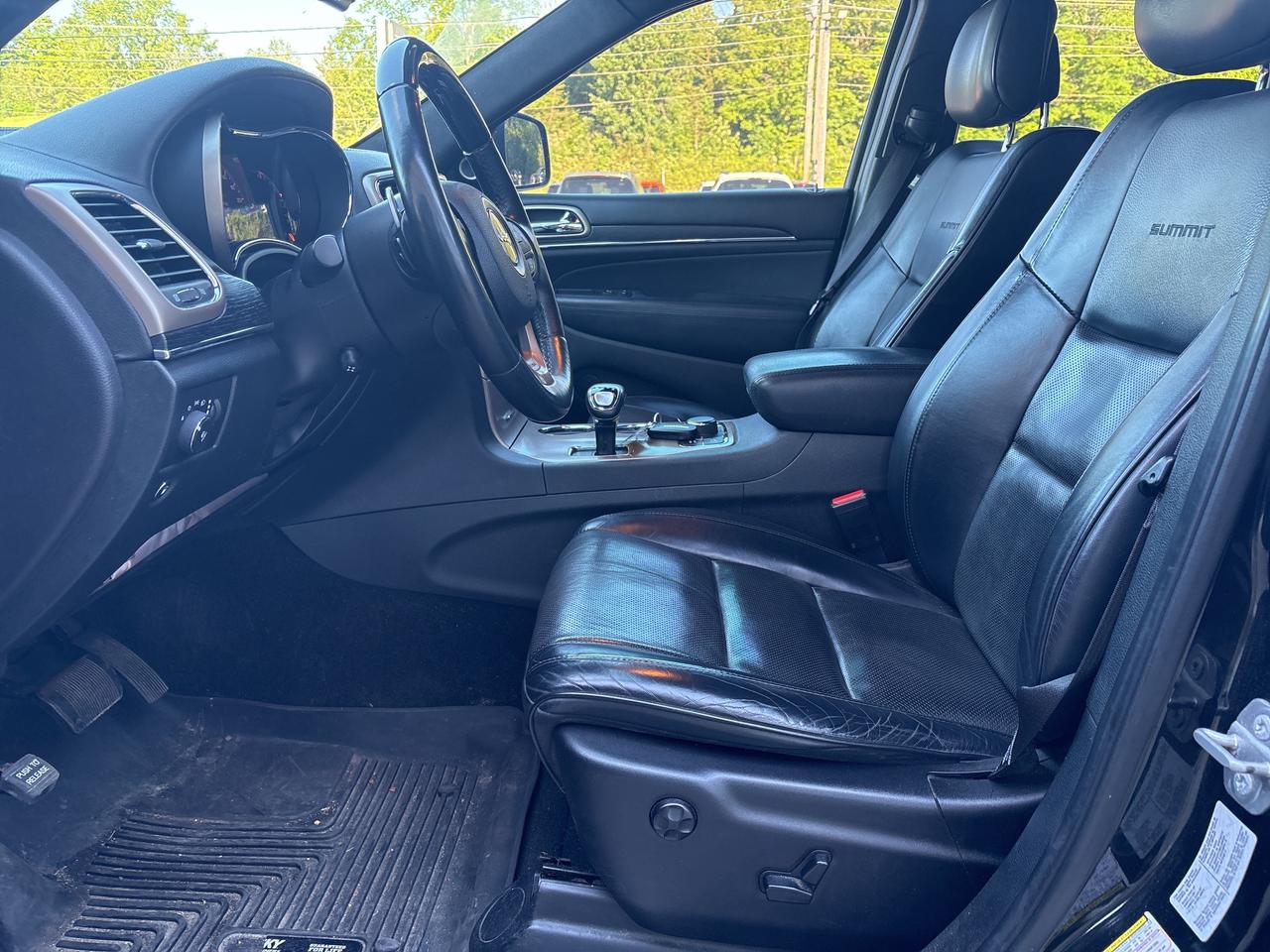 2015 Jeep Grand Cherokee Summit Photo