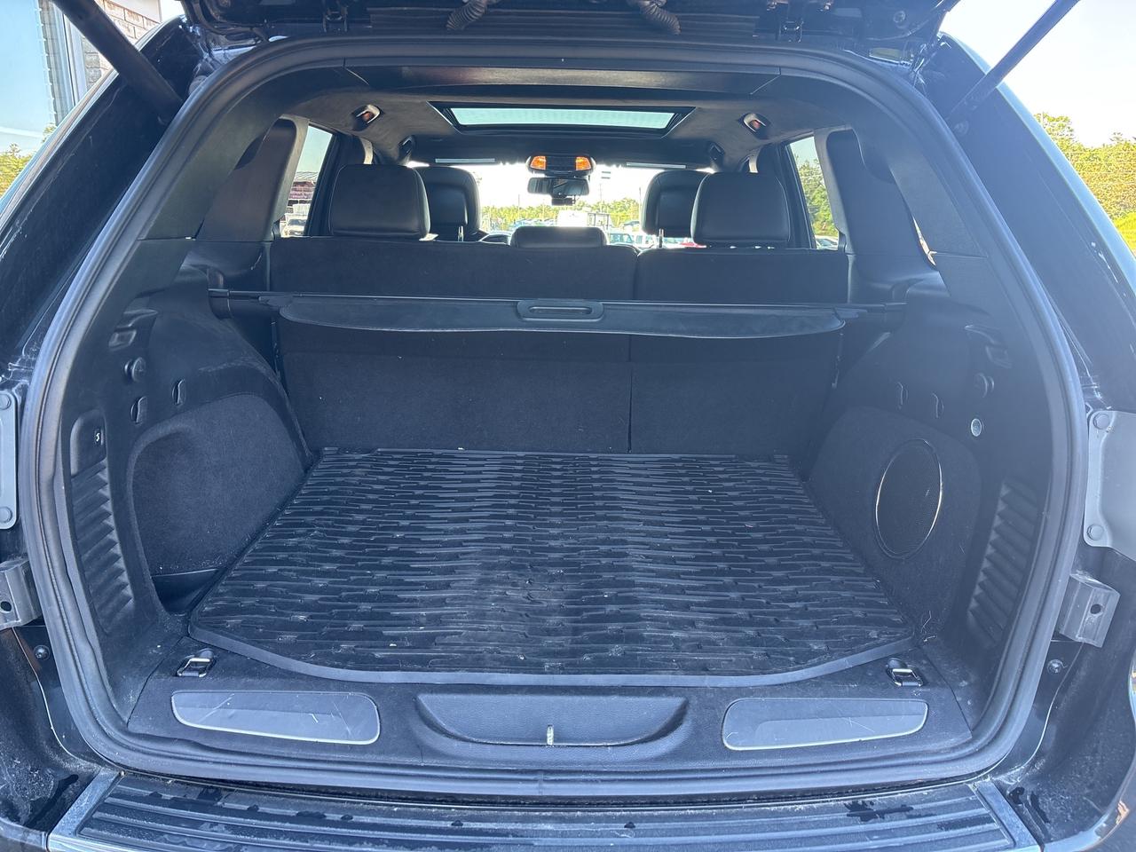 2015 Jeep Grand Cherokee Summit Photo