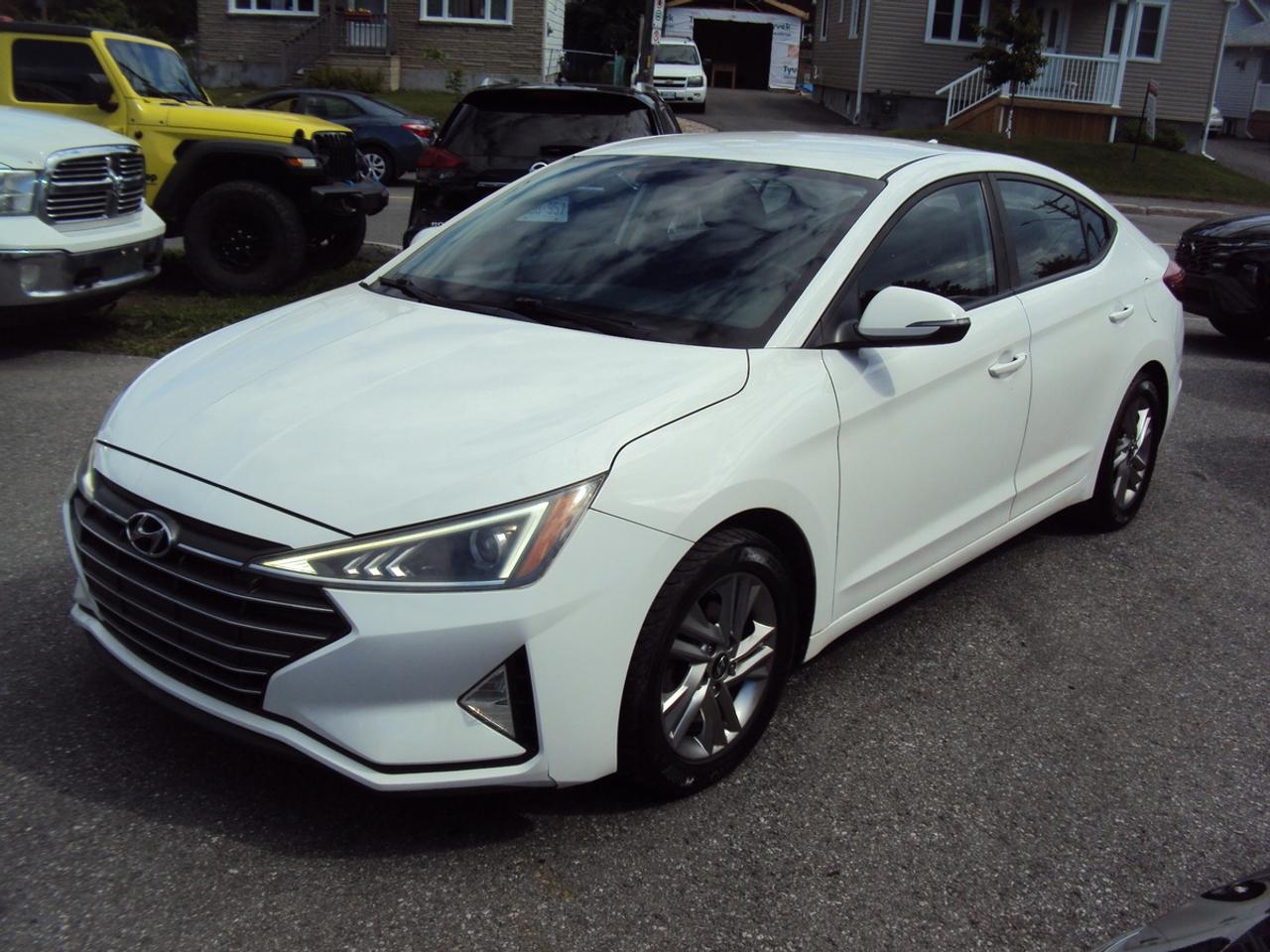 2019 Hyundai Elantra Preferred Photo