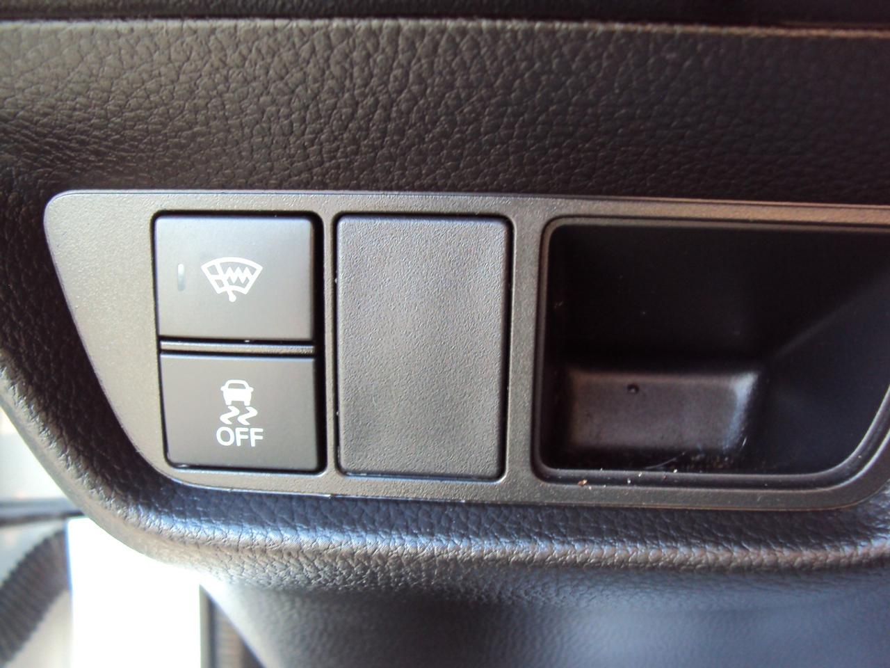 2025 Honda HR-V LX Photo