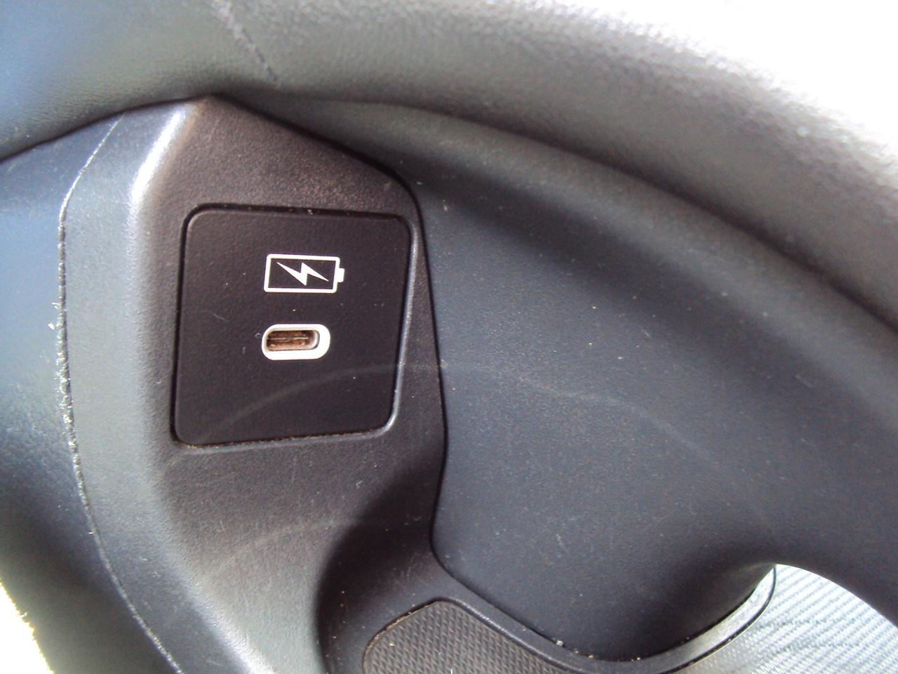 2025 Honda HR-V LX Photo