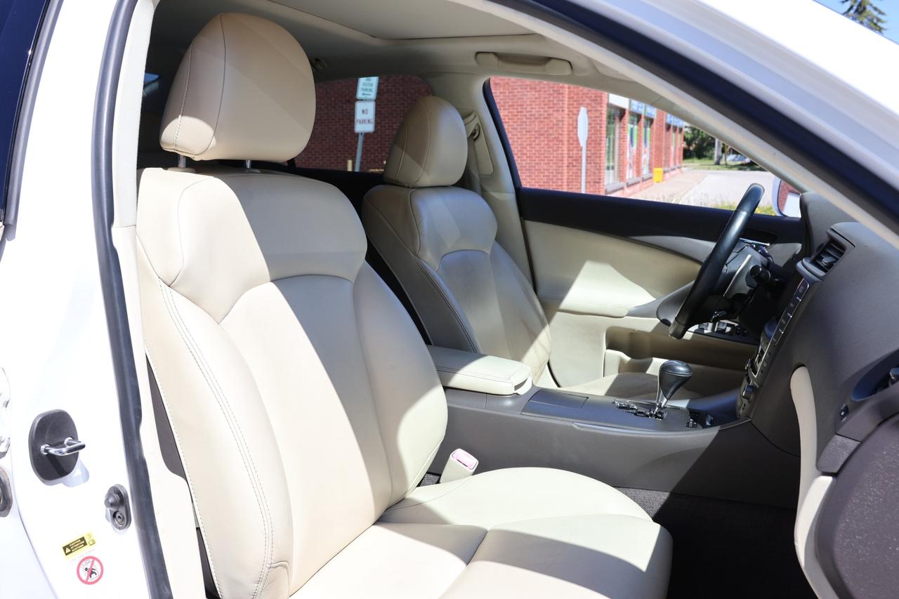 2009 Lexus IS 250-AWD/NAV/B CAM/LEATHER/P SEATS/H SEATS/SUNROOF/ Photo