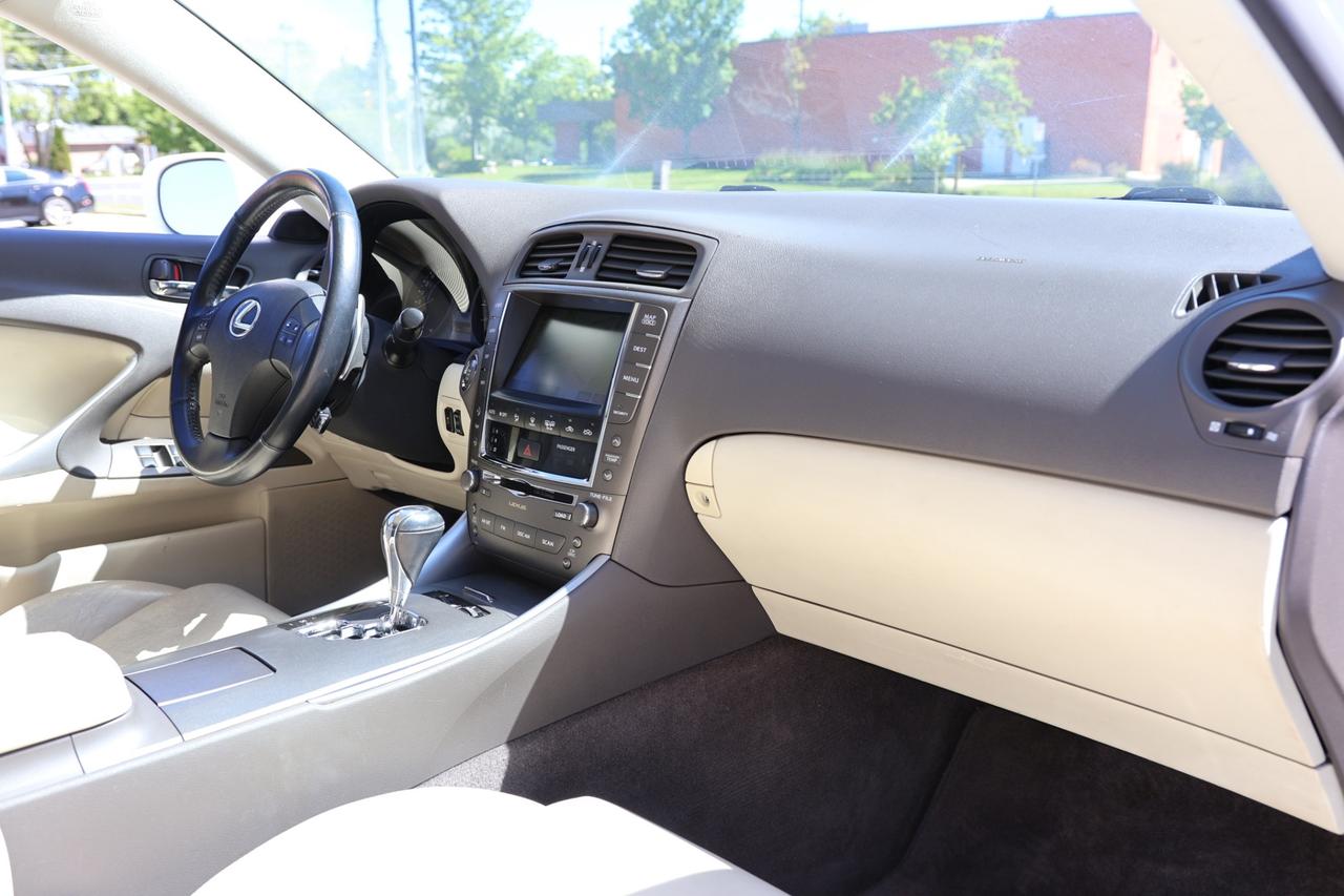 2009 Lexus IS 250-AWD/NAV/B CAM/LEATHER/P SEATS/H SEATS/SUNROOF/ Photo