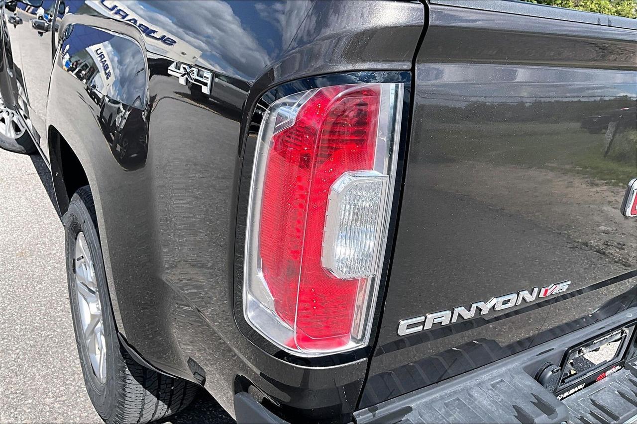 2020 GMC Canyon 4WD Crew Cab 128  SLE Photo
