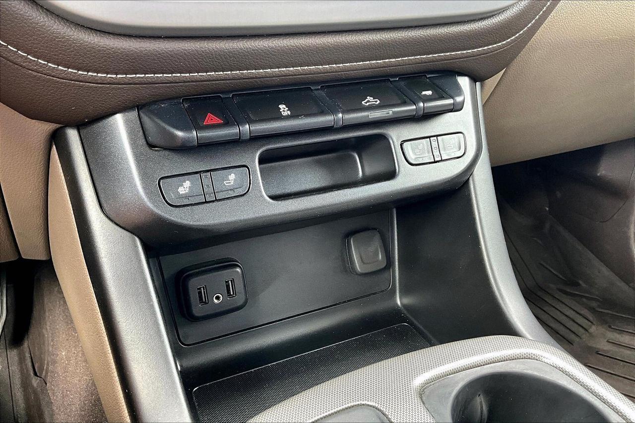 2020 GMC Canyon 4WD Crew Cab 128  SLE Photo