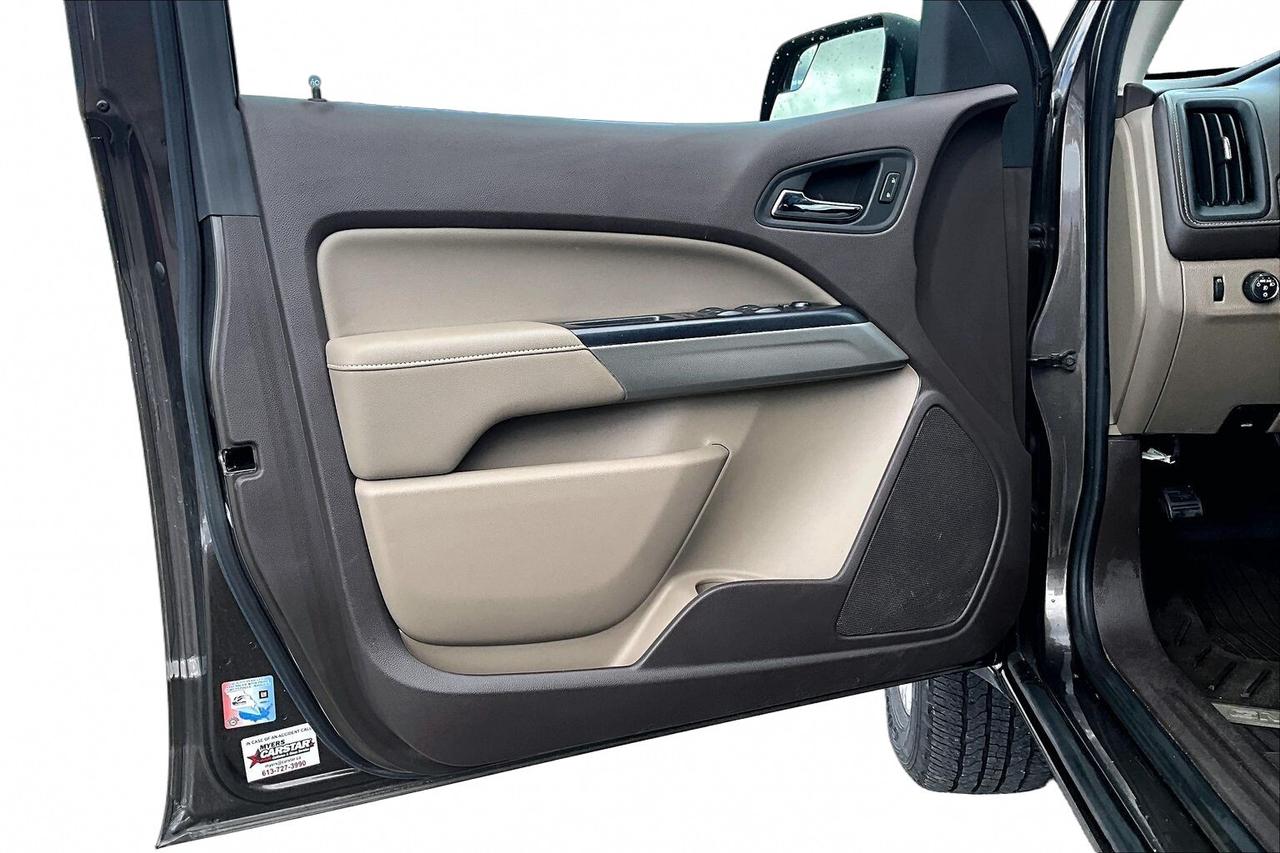 2020 GMC Canyon 4WD Crew Cab 128  SLE Photo