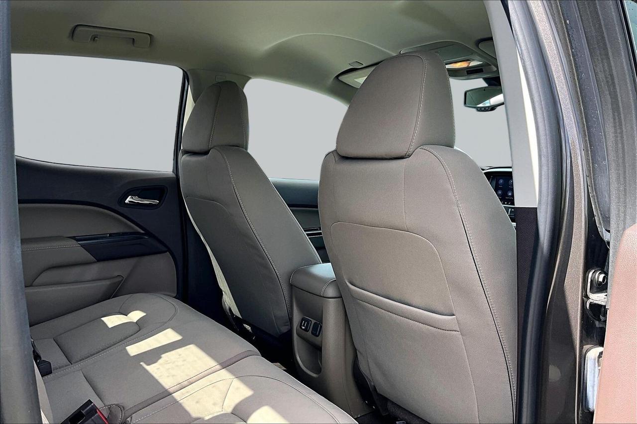 2020 GMC Canyon 4WD Crew Cab 128  SLE Photo