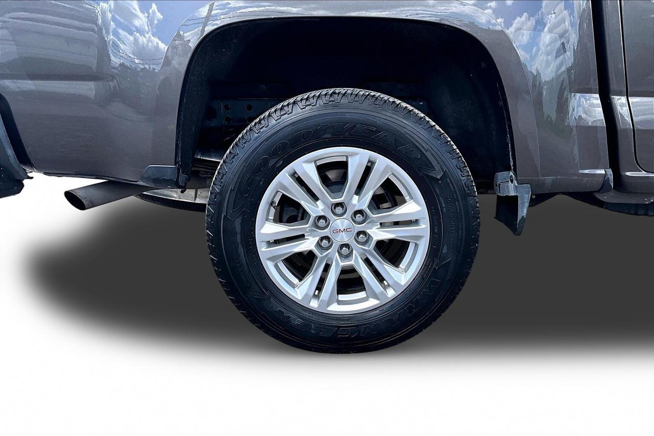 2020 GMC Canyon 4WD Crew Cab 128  SLE Photo