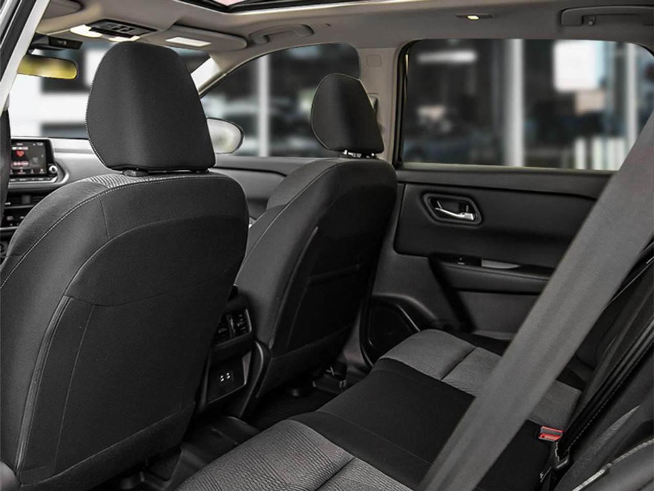 2025 Nissan Rogue SV MOONROOF Photo